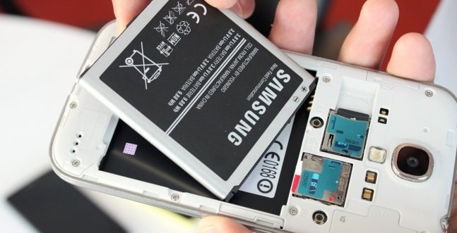 Why phones no longer have a removable battery?