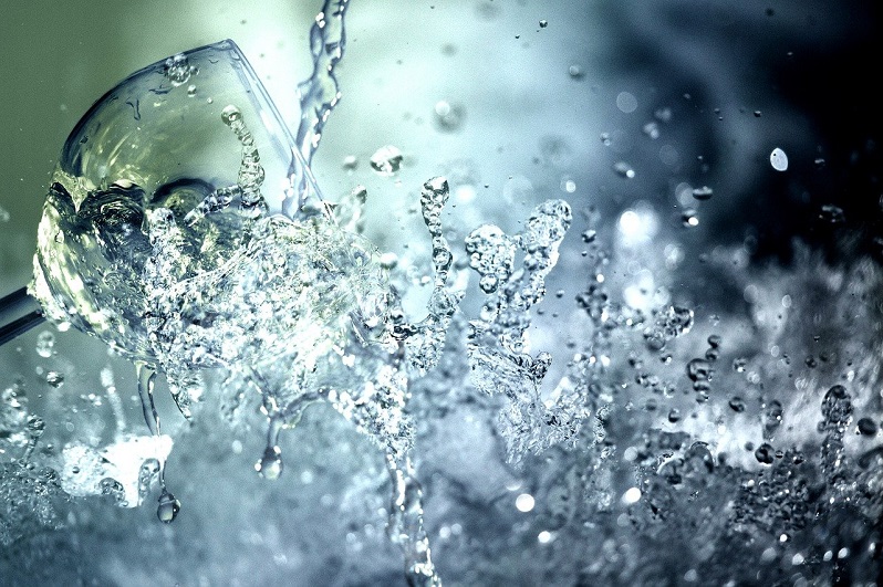 9 признака, че пиете повече вода, отколкото имате нужда